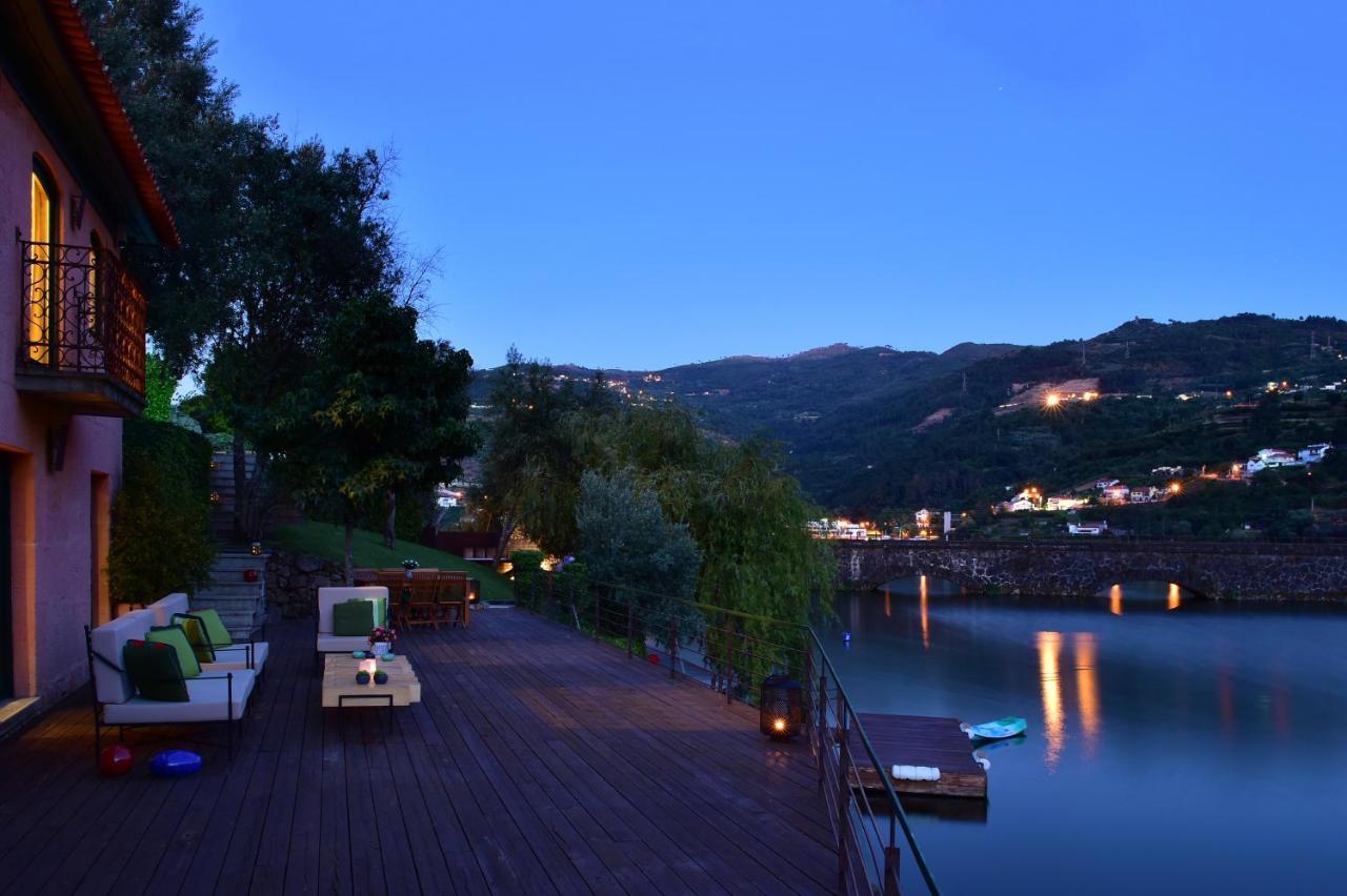 Casas De Pousadouro 拜昂 外观 照片